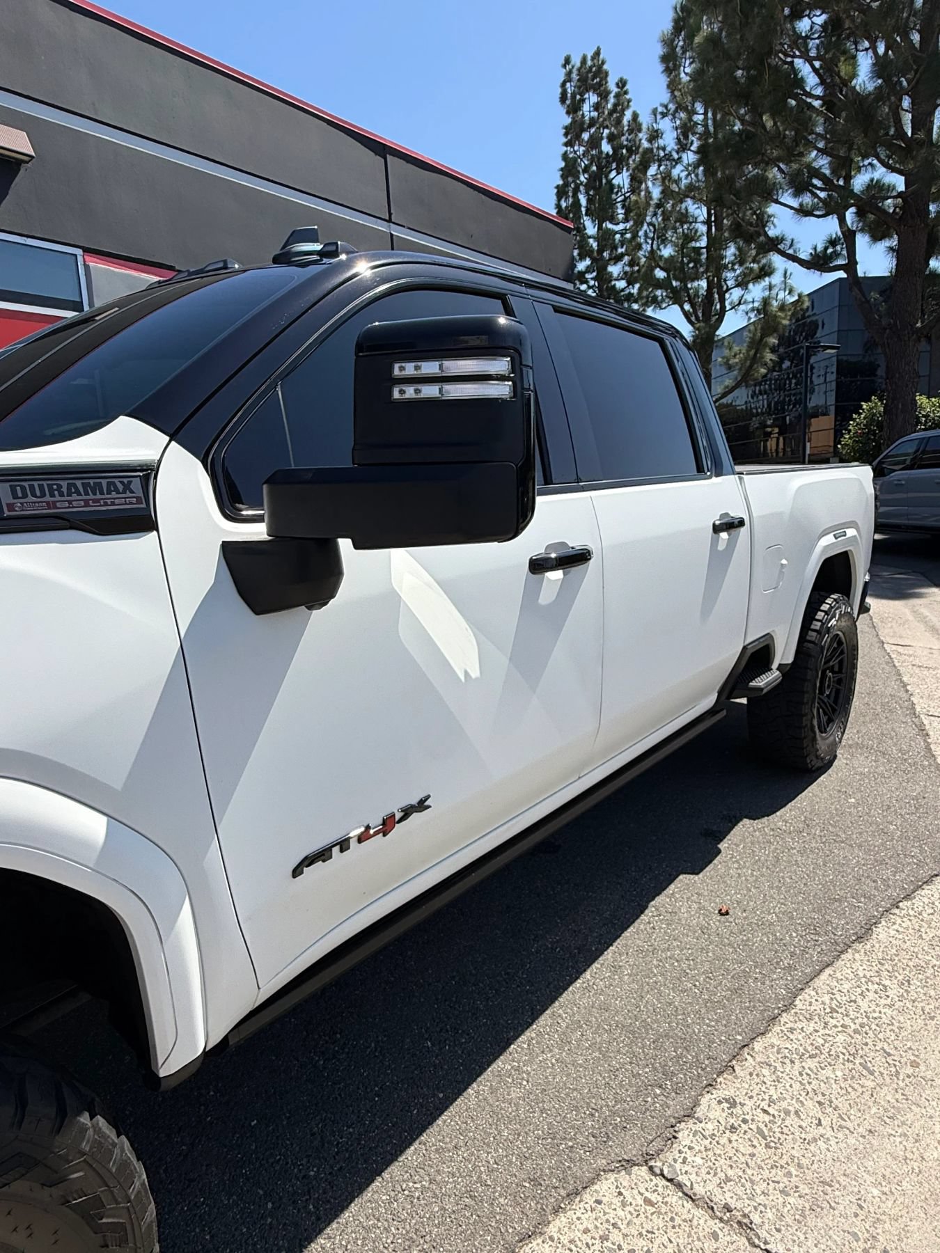 Used 2024 GMC Sierra 2500 AT4X AWD/4WD image 6