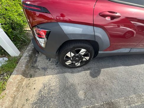 Used 2024 Hyundai Kona SEL w/ Convenience Package FWD image 13