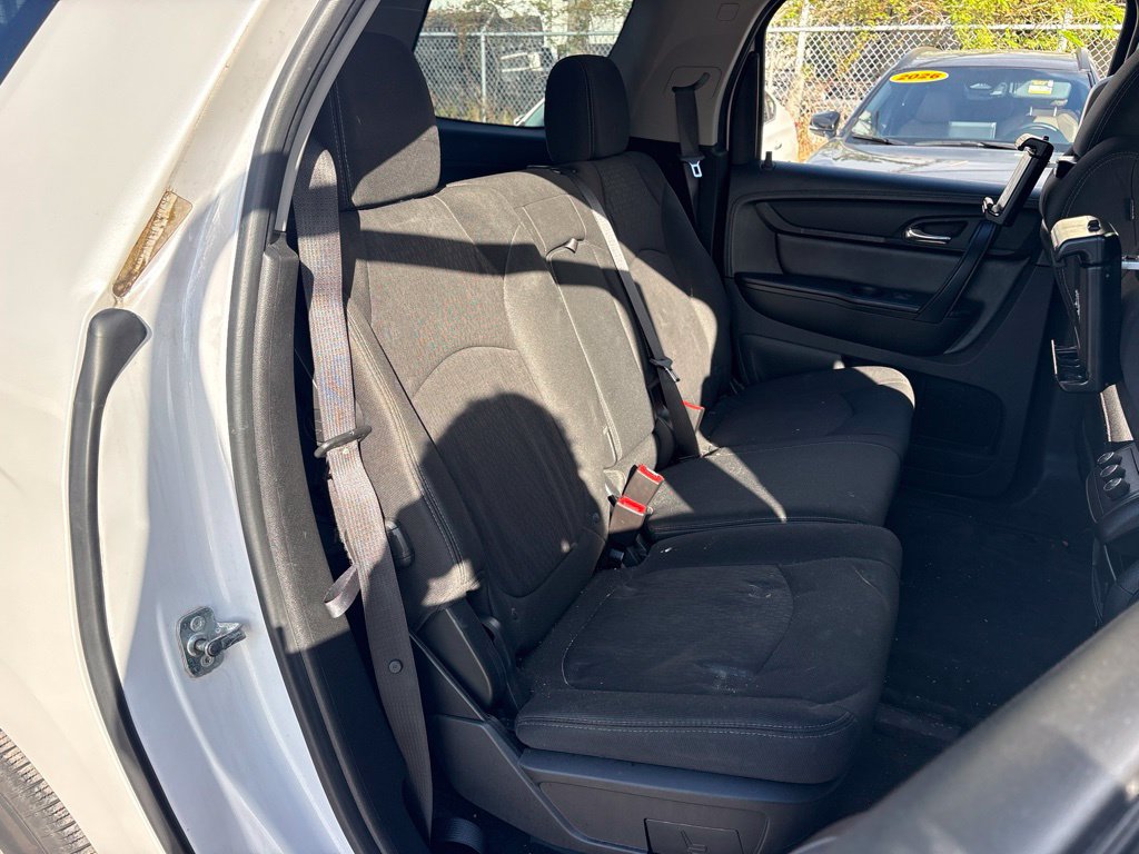 Used 2016 GMC Acadia SLE FWD image 19