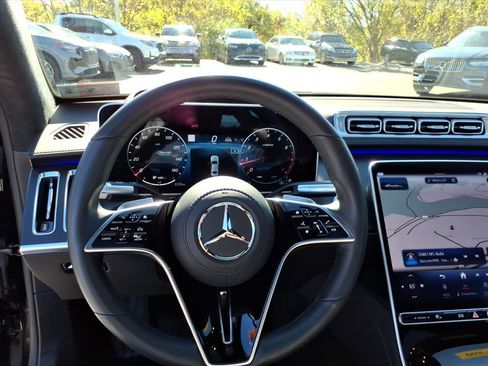 Certified 2023 Mercedes-Benz S 580 4MATIC Sedan image 15