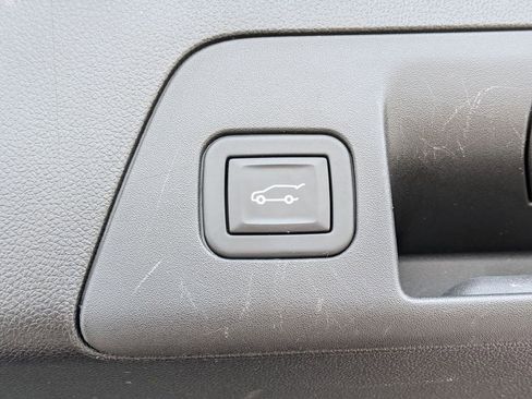 Used 2023 Buick Envision Avenir image 6