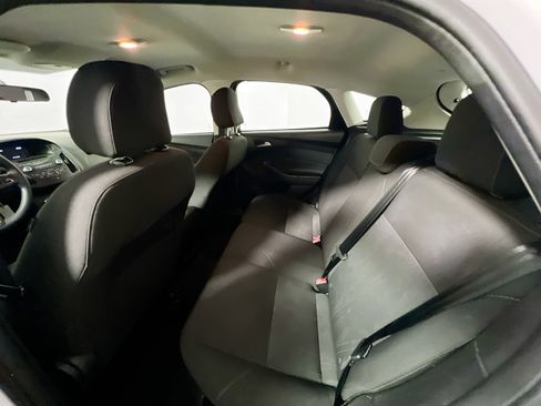 Used 2015 Ford Focus SE image 27