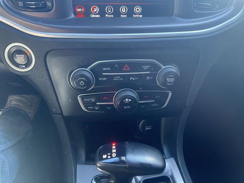 Used 2022 Dodge Charger R/T w/ Blacktop Package image 43