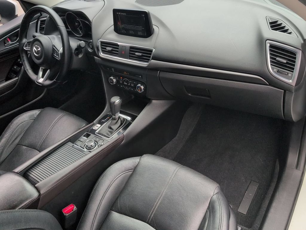 Used 2017 MAZDA MAZDA3 Grand Touring FWD image 29
