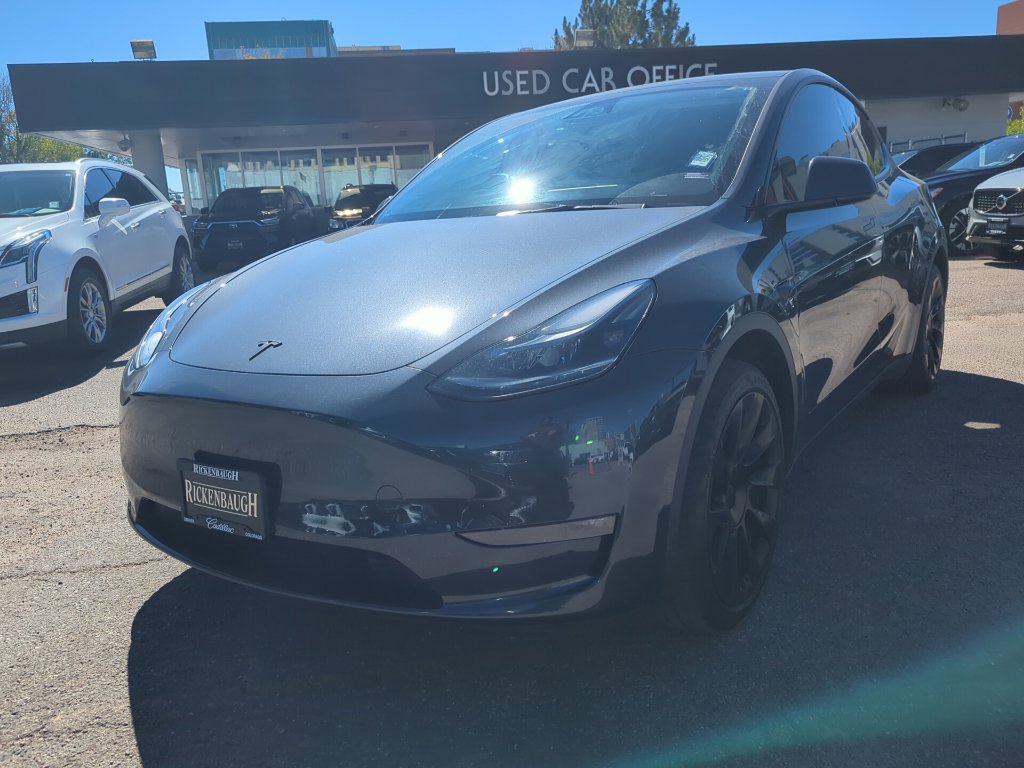 Used 2025 Tesla Model Y Long Range AWD/4WD image 3