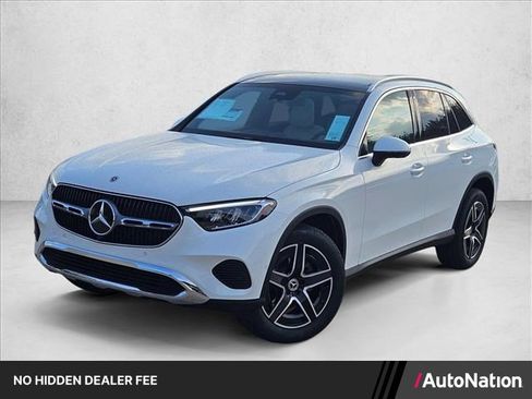 Used 2026 Mercedes-Benz GLC 300 image 1