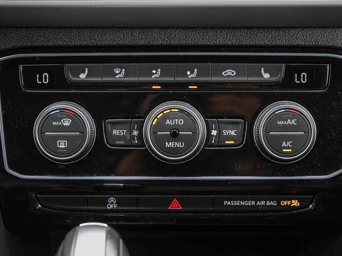 Certified 2023 Volkswagen Atlas SE FWD image 14