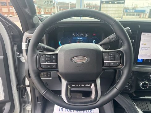 New 2026 Ford F250 Platinum image 28