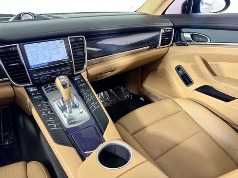 Used 2013 Porsche Panamera image 28