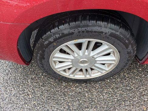 Used 2008 Chrysler Sebring Touring FWD image 7