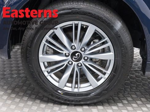 Used 2024 INFINITI QX80 Luxe w/ Cargo Package image 36