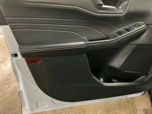 Used 2025 Ford Escape Active image 14