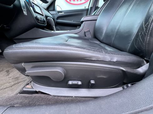 Used 2016 Chevrolet Impala LTZ image 12