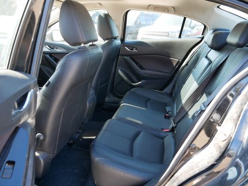 Used 2017 MAZDA MAZDA3 Grand Touring w/ Premium Equipment Package image 16