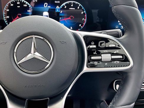 Certified 2023 Mercedes-Benz GLA 250 4MATIC image 21