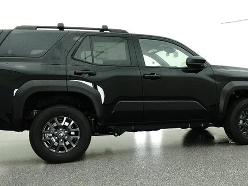 New 2026 Toyota 4Runner SR5 AWD/4WD image 7