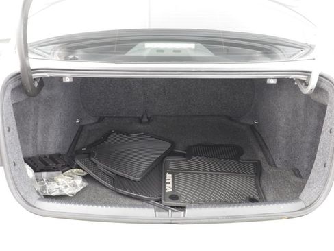 Used 2012 Volkswagen Jetta S FWD image 17