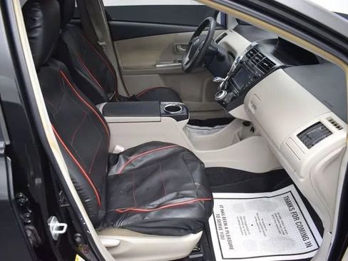Used 2012 Toyota Prius V Three w/ Preferred Accessory Pkg FWD image 16