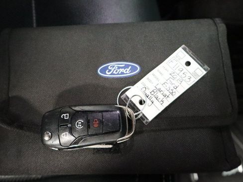 Used 2019 Ford F350 Lariat w/ Lariat Value Package AWD/4WD image 53
