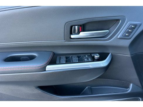 Certified 2025 Toyota Sienna XSE w/ XSE Premium Package AWD/4WD image 11