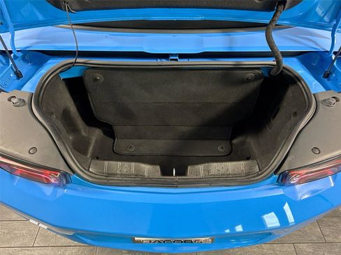 Used 2023 Chevrolet Camaro LT RWD image 19