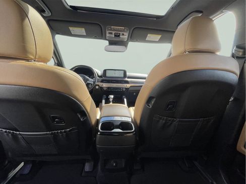 Used 2020 Kia Telluride SX w/ Towing Package FWD image 16