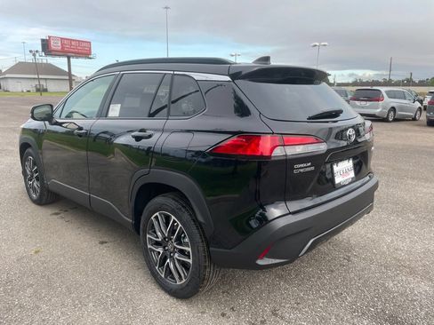 New 2026 Toyota Corolla Cross XLE FWD image 5
