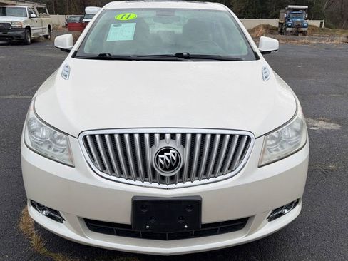 Used 2011 Buick LaCrosse CXL image 2
