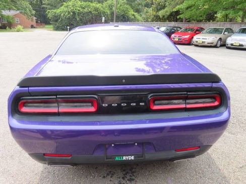 Used 2019 Dodge Challenger SXT w/ Blacktop Package RWD image 6