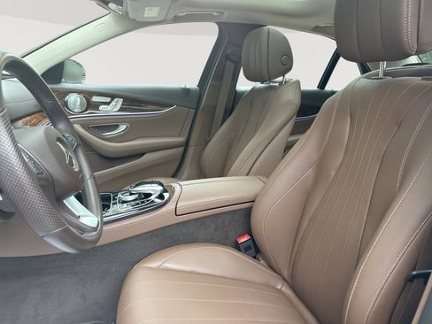 Used 2017 Mercedes-Benz E 300 4MATIC image 13
