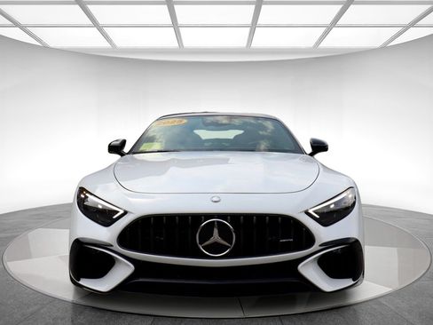 Used 2025 Mercedes-Benz SL 63 AMG 4MATIC image 2