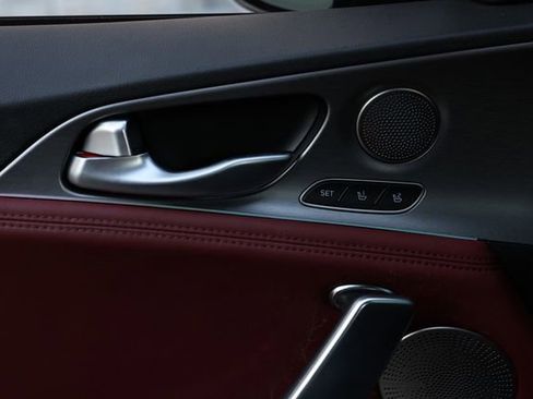 Used 2020 Kia Stinger GT1 image 53