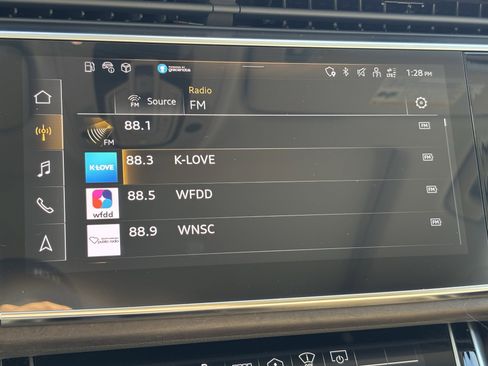 Used 2023 Audi Q7 3.0T Prestige image 26