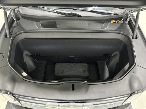 Used 2022 Rivian R1T Adventure image 14