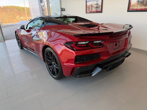 Used 2023 Chevrolet Corvette Z06 w/ Stealth Interior Trim Package image 5