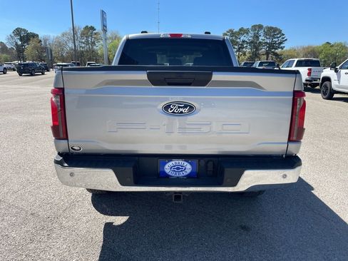 Used 2025 Ford F150 XLT w/ Equipment Group 301A Standard image 4