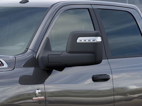 New 2025 RAM 2500 Big Horn AWD/4WD image 12