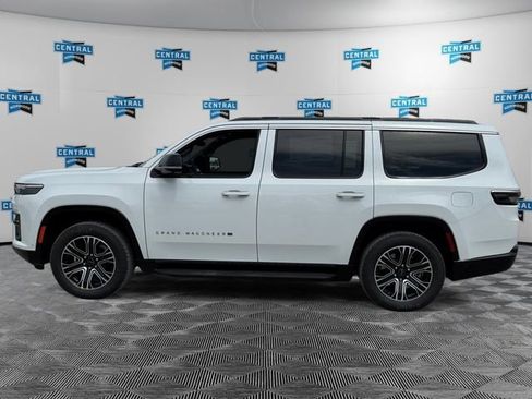 New 2026 Jeep Grand Wagoneer 4WD w/ Premium Group I image 2