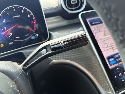 Used 2024 Mercedes-Benz C 300 4MATIC Sedan image 17