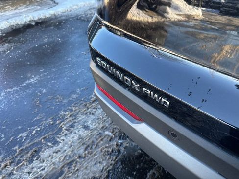 Used 2026 Chevrolet Equinox LT w/ Convenience Package II image 28