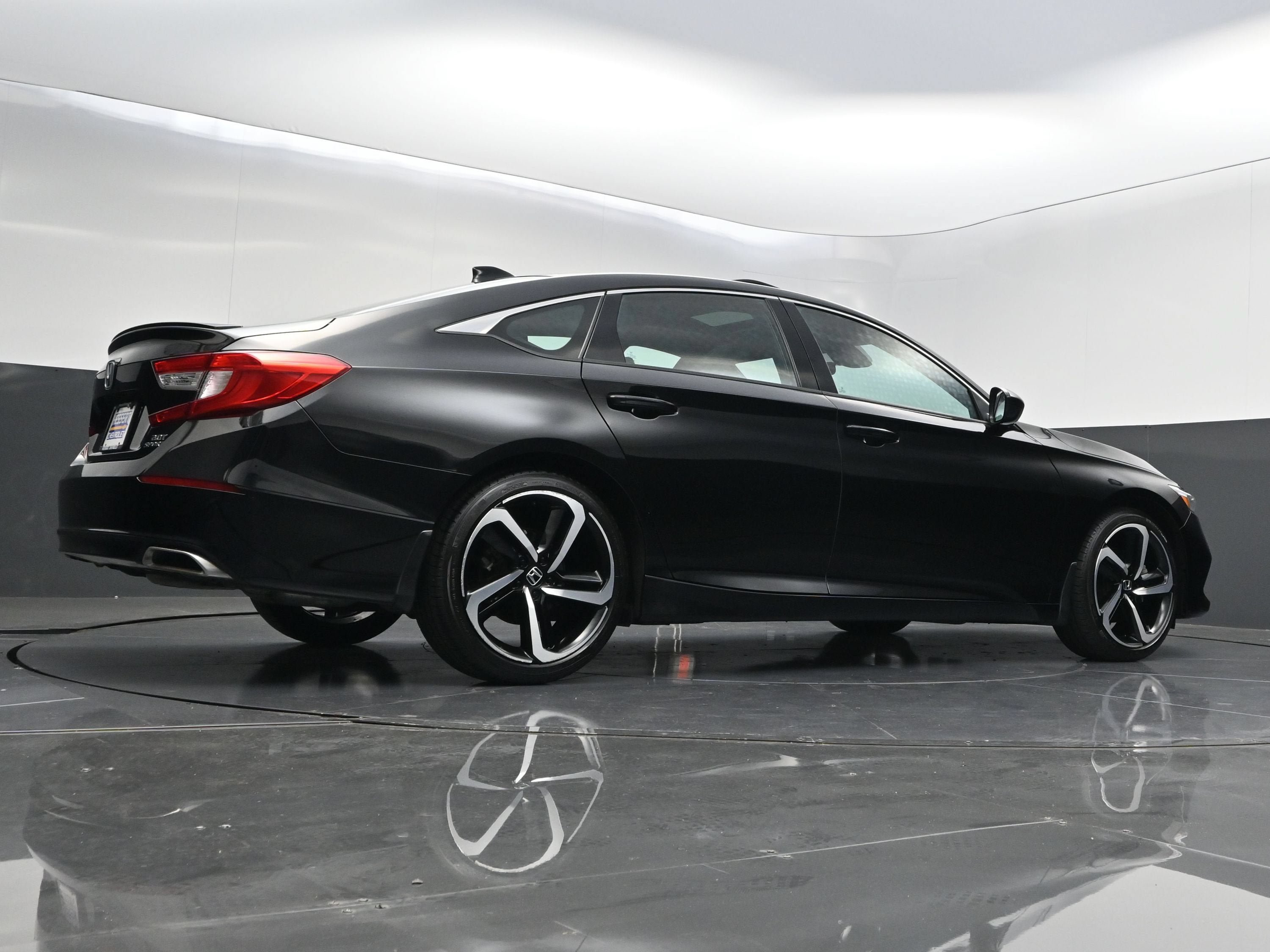 Used 2021 Honda Accord Sport image 46