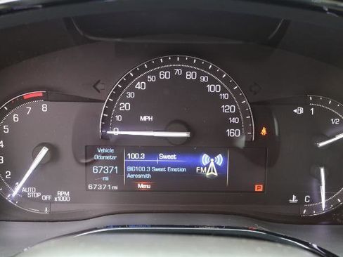 Used 2017 Cadillac XT5 FWD image 13