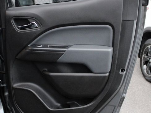 Used 2019 Chevrolet Colorado Z71 image 19