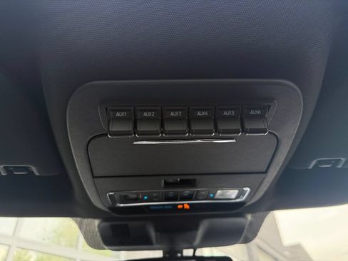 Used 2026 Ford F150 Raptor AWD/4WD image 44