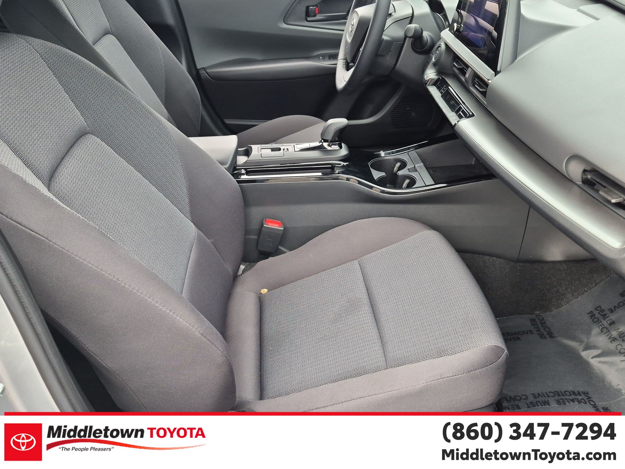 Certified 2023 Toyota Prius LE FWD image 34