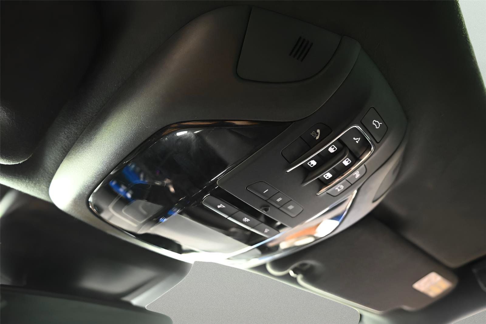 Used 2019 Maserati Levante AWD/4WD image 29