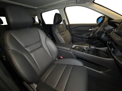 New 2026 Nissan Rogue SV image 15