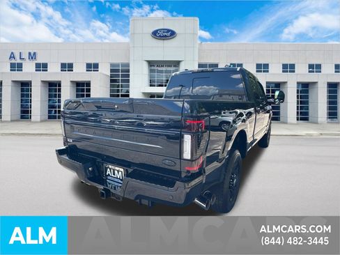 Used 2022 Ford F250 Platinum AWD/4WD image 5