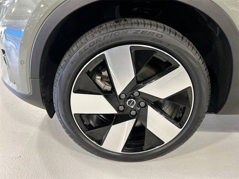 Certified 2023 Volvo C40 P8 Recharge Ultimate w/ Protection Package Premier image 8