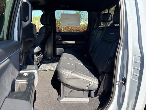 New 2026 Ford F350 Platinum image 32